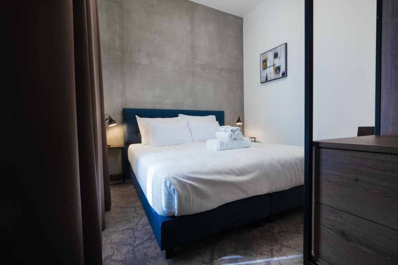 Riverside Hotel Plzen Bagian luar foto