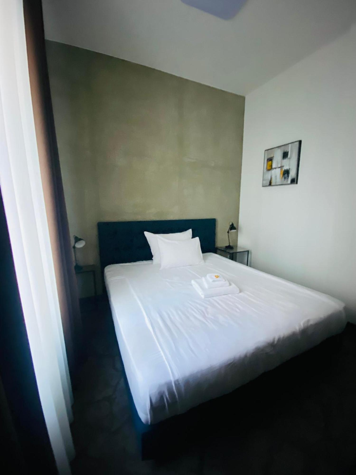 Riverside Hotel Plzen Bagian luar foto