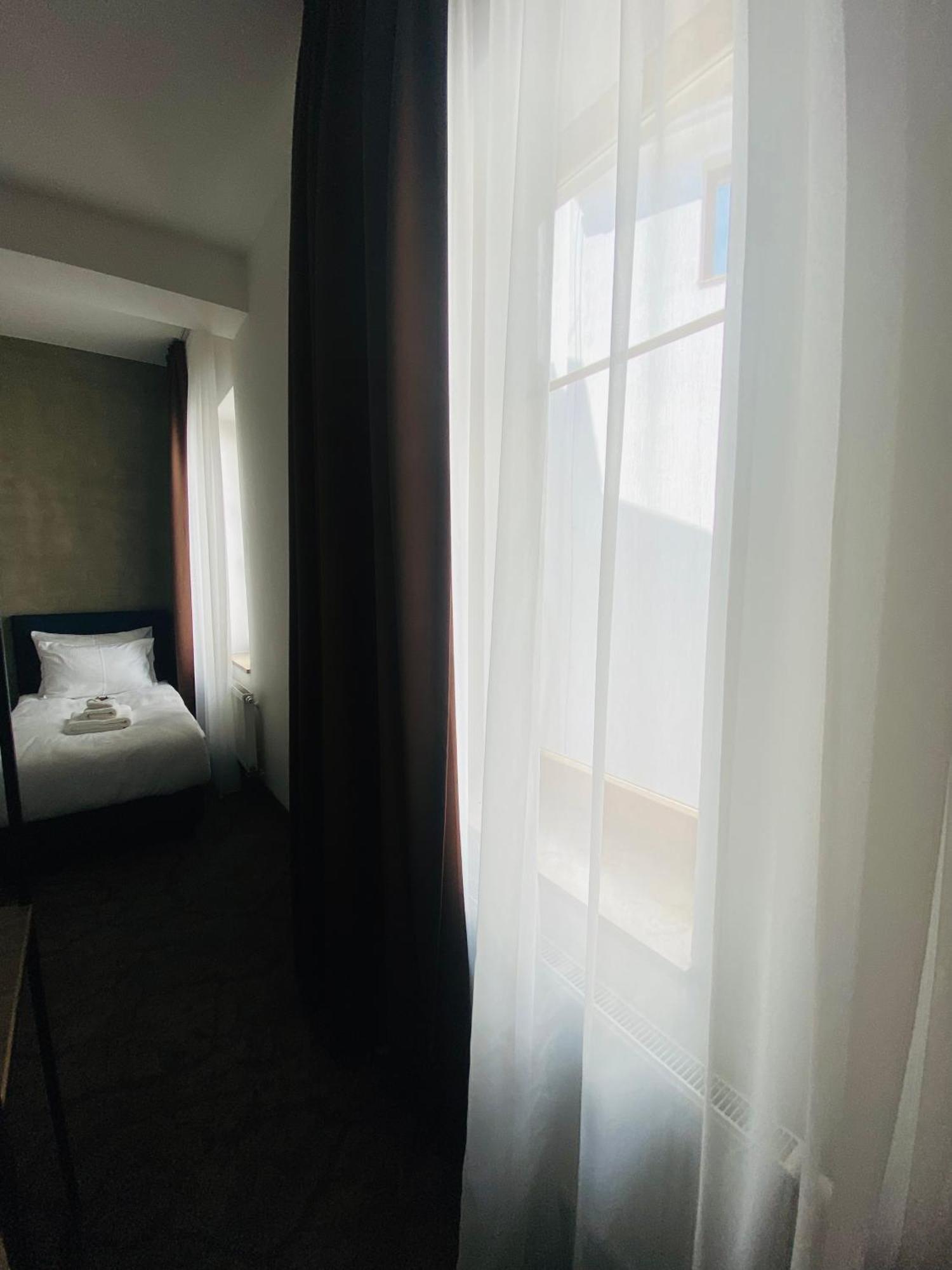 Riverside Hotel Plzen Bagian luar foto